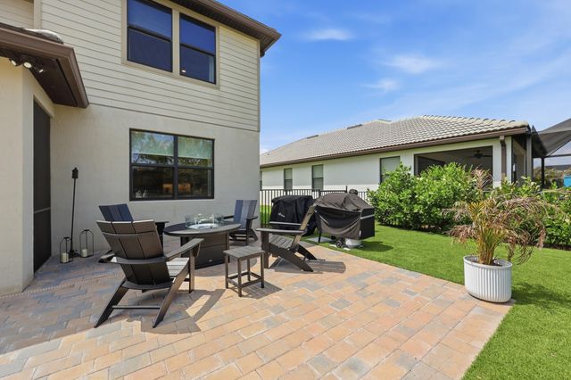 127 SE Courances Drive, Port St. Lucie, Port St Lucie, FL 34984