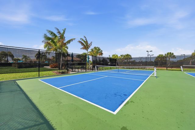 127 SE Courances Drive, Port St. Lucie, Port St Lucie, FL 34984