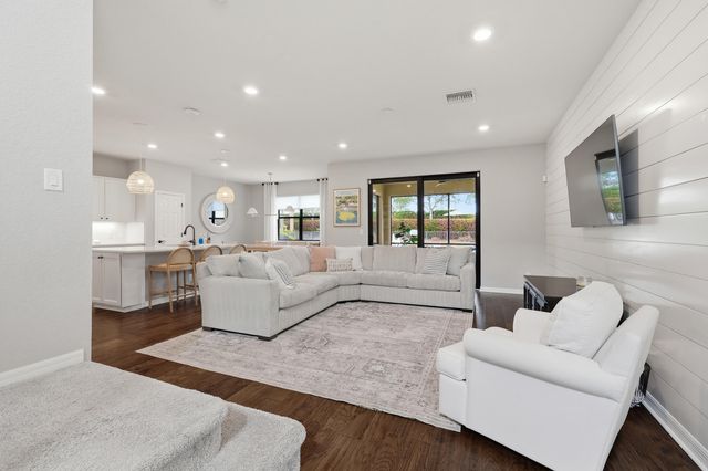 127 SE Courances Drive, Port St. Lucie, Port St Lucie, FL 34984