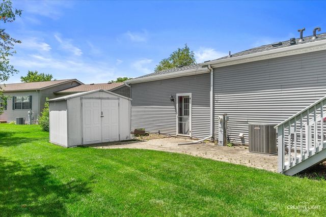 605 Bluebird Circle, Sandwich, IL 60548