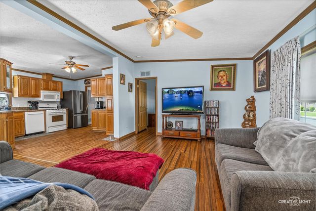 605 Bluebird Circle, Sandwich, IL 60548