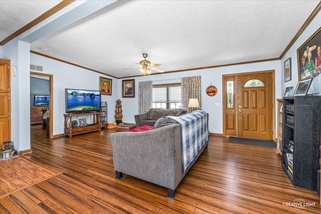 605 Bluebird Circle, Sandwich, IL 60548