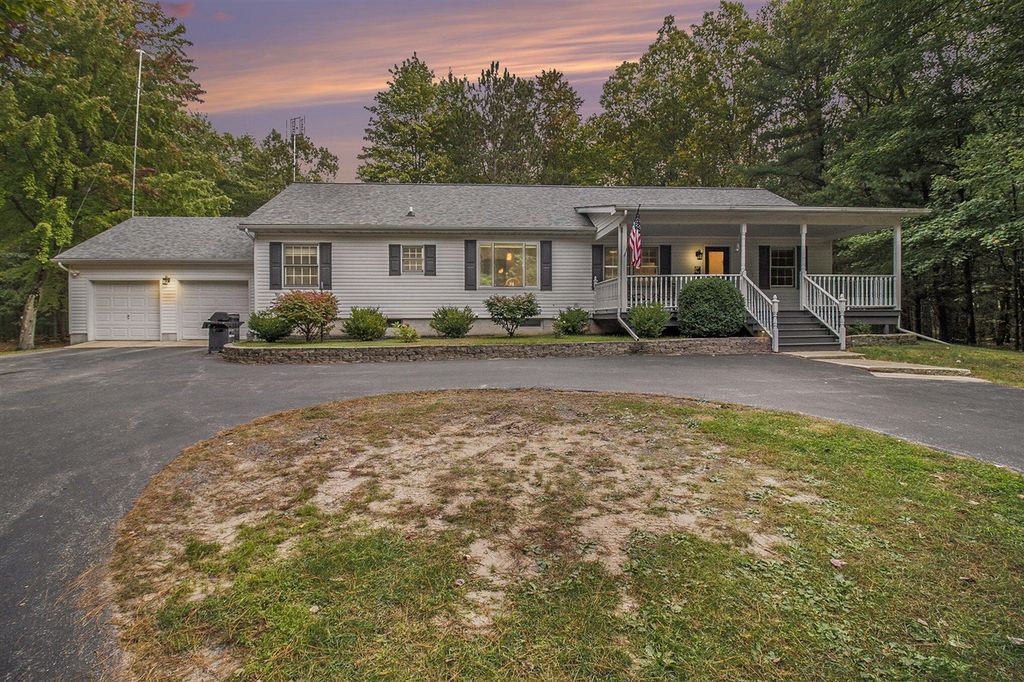 2494 Hemker Lane, Manistee, MI 49660
