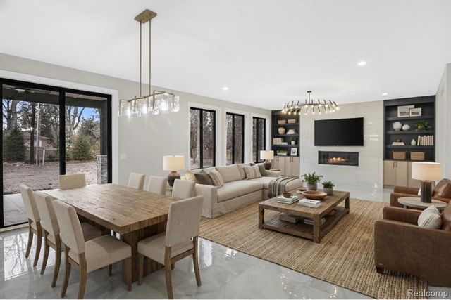 31130 Lahser, Beverly Hills Village, MI 48025