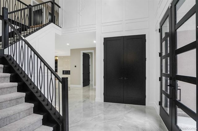 31130 Lahser, Beverly Hills Village, MI 48025