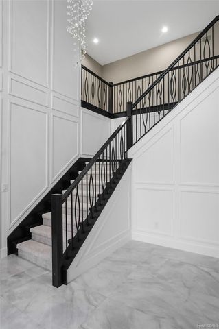 31130 Lahser, Beverly Hills Village, MI 48025
