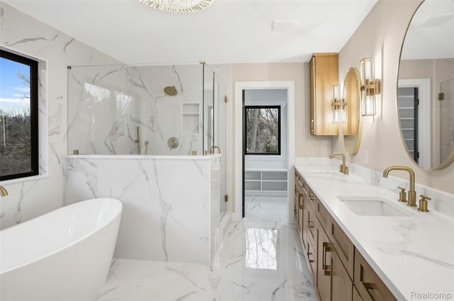 31130 Lahser, Beverly Hills Village, MI 48025
