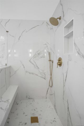 31130 Lahser, Beverly Hills Village, MI 48025