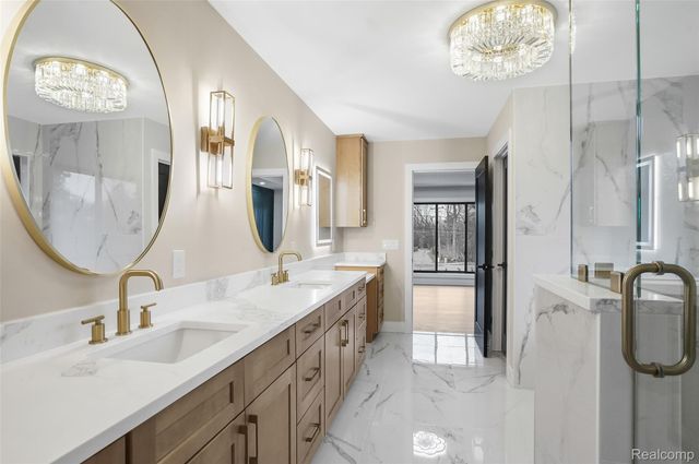 31130 Lahser, Beverly Hills Village, MI 48025