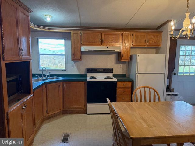 199 PISGAH HILL RD, Shermans Dale, PA 17090