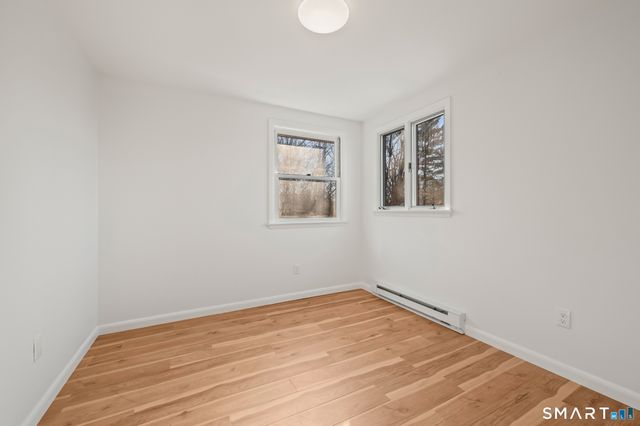 90 Pinnacle Road, Plainville, CT 06062