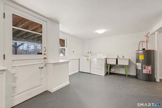 90 Pinnacle Road, Plainville, CT 06062