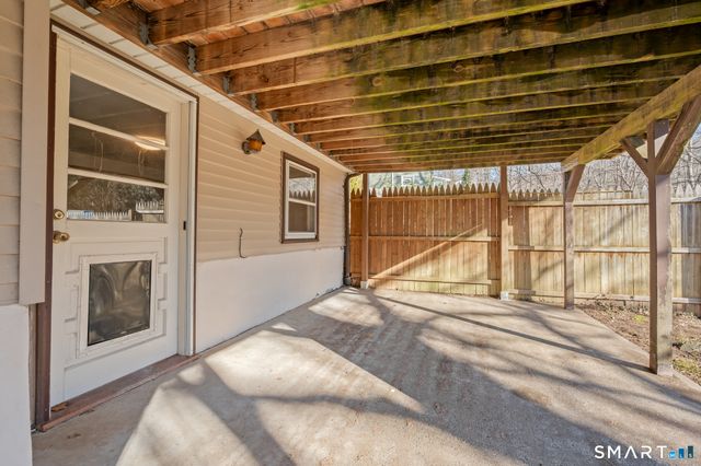 90 Pinnacle Road, Plainville, CT 06062