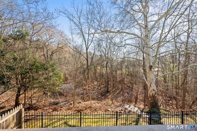 90 Pinnacle Road, Plainville, CT 06062