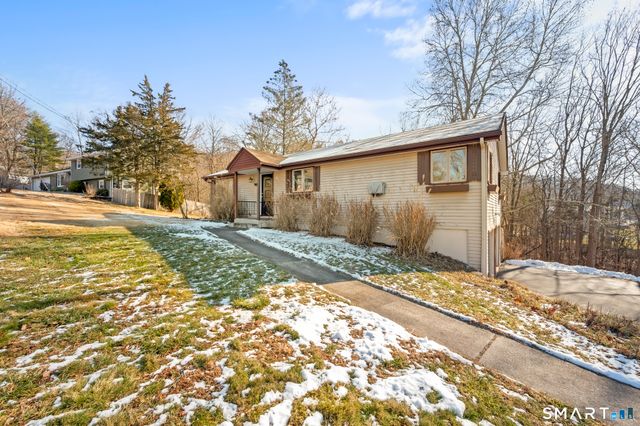 90 Pinnacle Road, Plainville, CT 06062