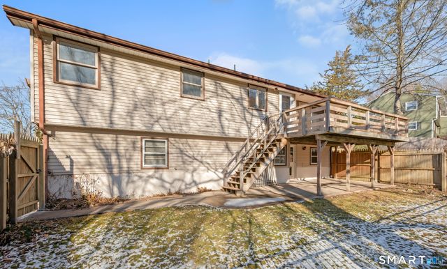 90 Pinnacle Road, Plainville, CT 06062