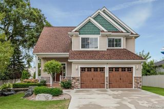 108 Bevins Street, Holly, MI 48442