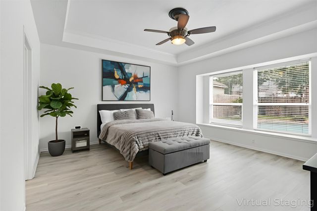 35 Outervale Place, The Woodlands, TX 77381