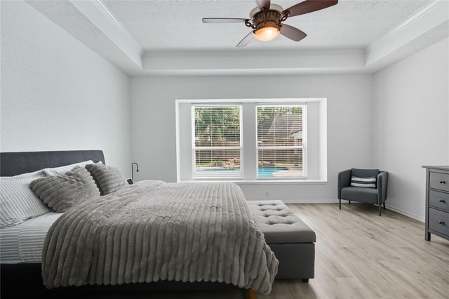 35 Outervale Place, The Woodlands, TX 77381