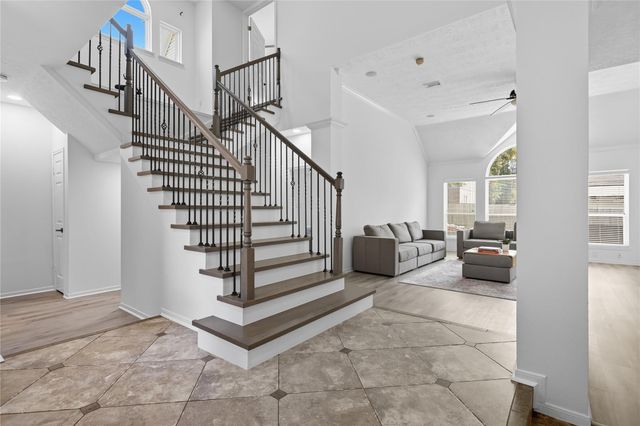 35 Outervale Place, The Woodlands, TX 77381