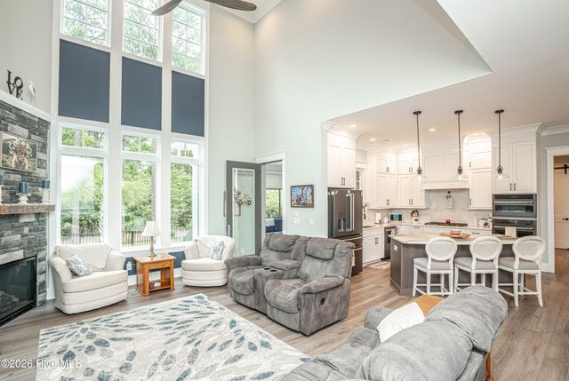 6189 Castlebrook Way SW, Ocean Isle Beach, NC 28469