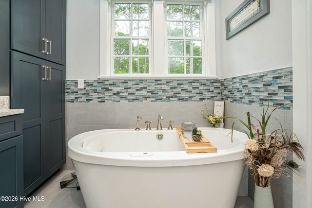 6189 Castlebrook Way SW, Ocean Isle Beach, NC 28469
