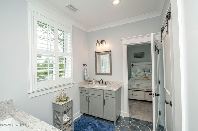 6189 Castlebrook Way SW, Ocean Isle Beach, NC 28469