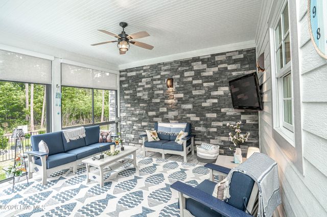6189 Castlebrook Way SW, Ocean Isle Beach, NC 28469