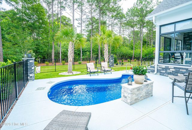 6189 Castlebrook Way SW, Ocean Isle Beach, NC 28469