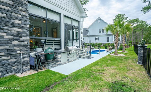 6189 Castlebrook Way SW, Ocean Isle Beach, NC 28469