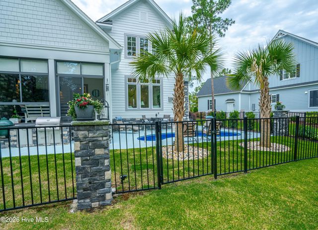 6189 Castlebrook Way SW, Ocean Isle Beach, NC 28469