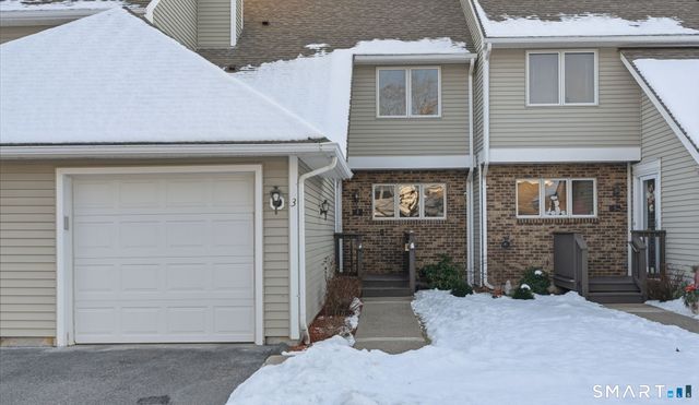 3 Steeplechase Drive 3, Newington, CT 06111