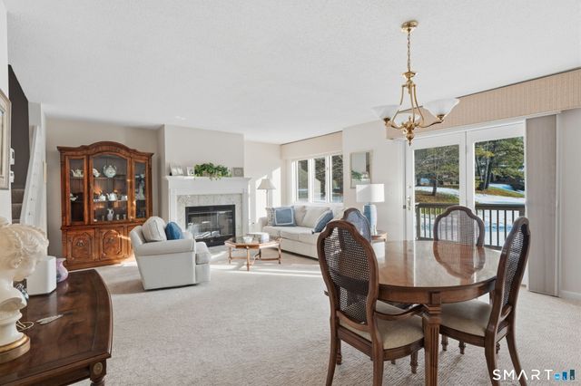 3 Steeplechase Drive 3, Newington, CT 06111