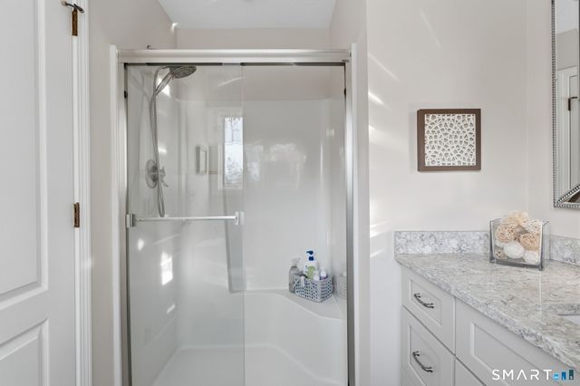 3 Steeplechase Drive 3, Newington, CT 06111