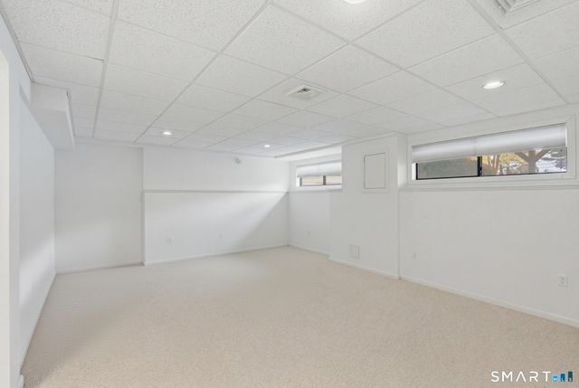 3 Steeplechase Drive 3, Newington, CT 06111