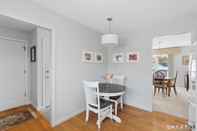 3 Steeplechase Drive 3, Newington, CT 06111