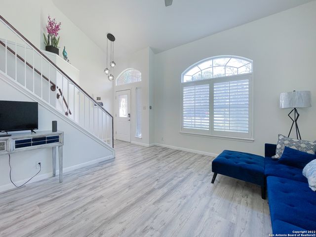 11427 BALTIC DR, San Antonio, TX 78213