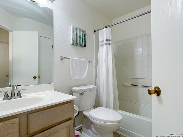 11427 BALTIC DR, San Antonio, TX 78213
