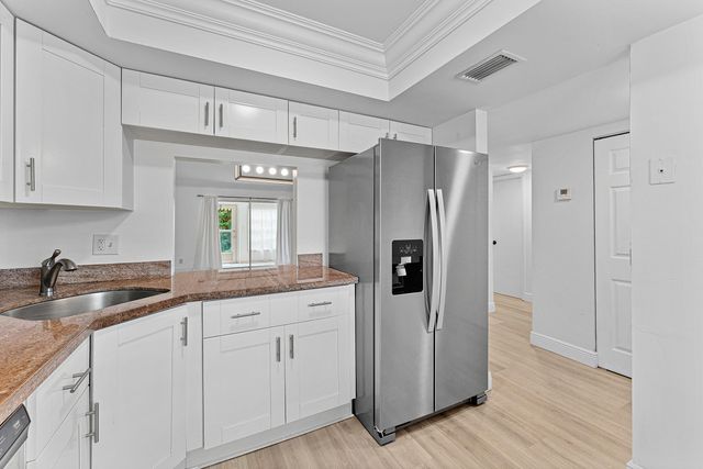 9200 SW 3rd Street 108, Boca Raton, FL 33428