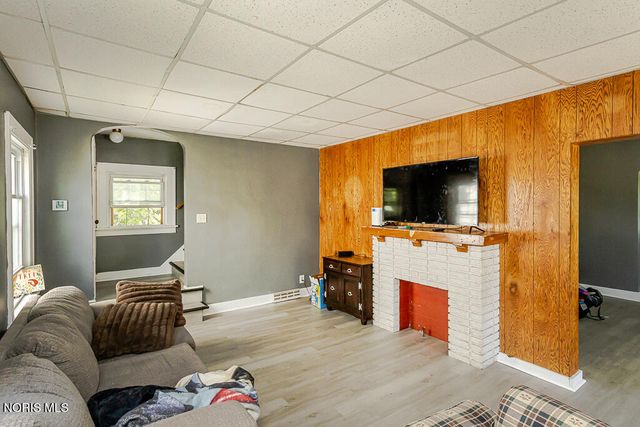 119 Carbon Street, Toledo, OH 43605