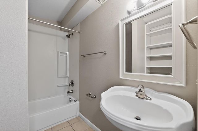 4019 7TH AVENUE N, St Petersburg, FL 33713