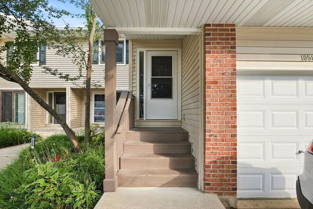 1056 N Pine Tree Circle 0, Buffalo Grove, IL 60089