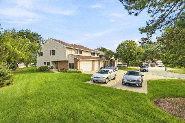 1056 N Pine Tree Circle 0, Buffalo Grove, IL 60089