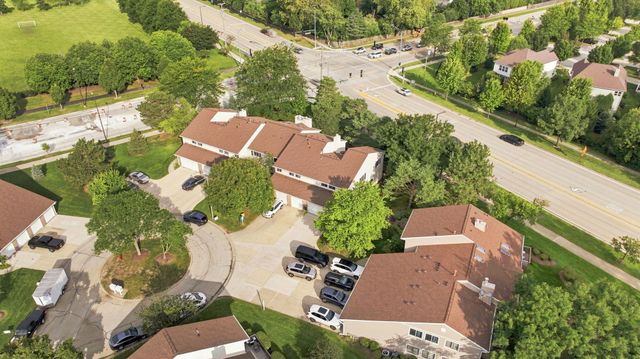 1056 N Pine Tree Circle 0, Buffalo Grove, IL 60089
