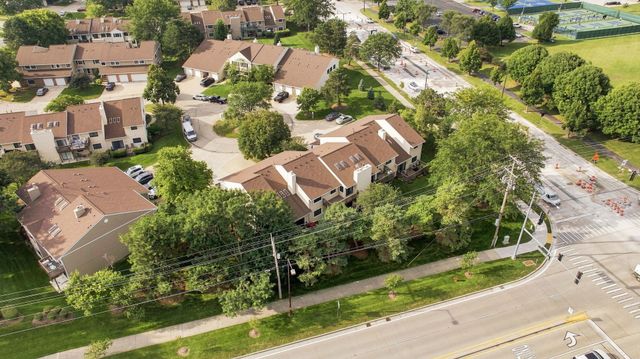 1056 N Pine Tree Circle 0, Buffalo Grove, IL 60089