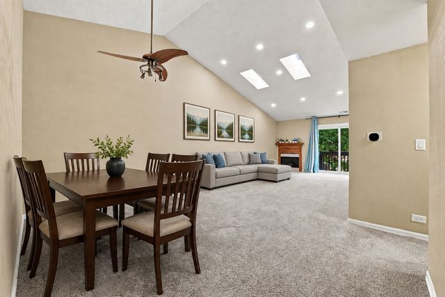 1056 N Pine Tree Circle 0, Buffalo Grove, IL 60089
