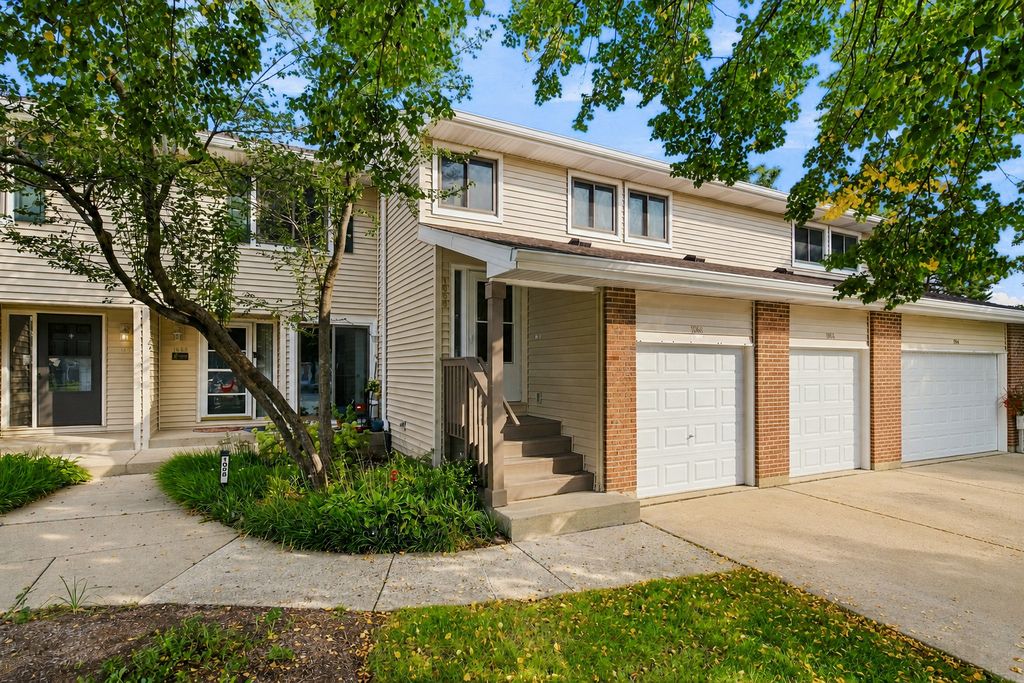 1056 N Pine Tree Circle 0, Buffalo Grove, IL 60089
