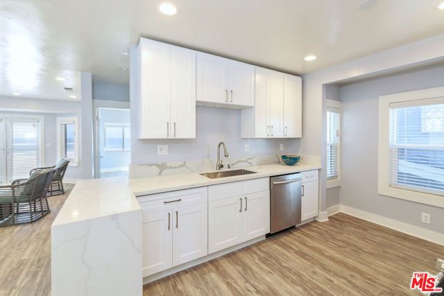 1836 The Strand, Hermosa Beach, CA 90254