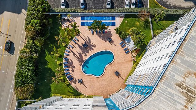 301 N Ocean Blvd 302, Pompano Beach, FL 33062