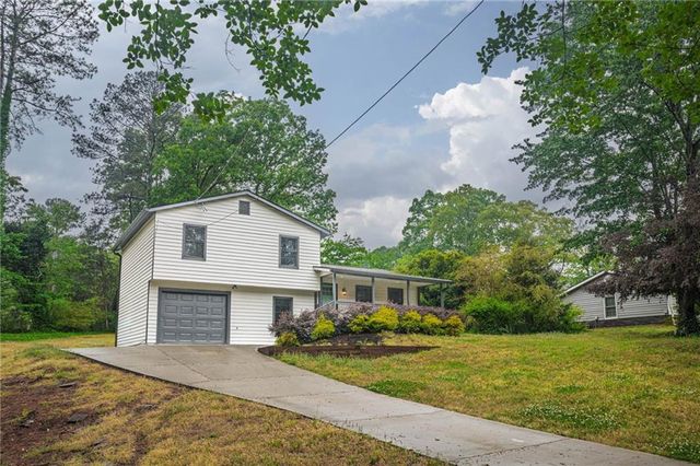 56 Dempsey Drive, Lawrenceville, GA 30044